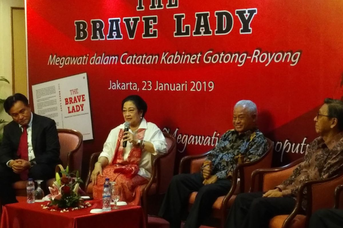 Megawati ultah dimeriahkan peluncuran buku dan pentas musik