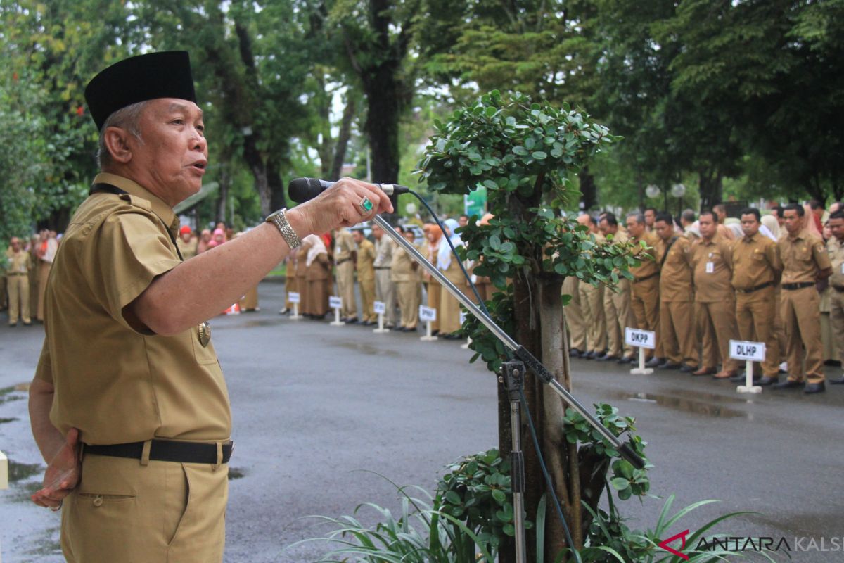 Bupati beri peringatan kepada ASN yang tidak disiplin