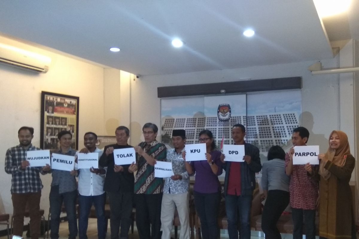 Elemen masyarakat sipil kutuk pemidanaan Anggota KPU oleh OSO
