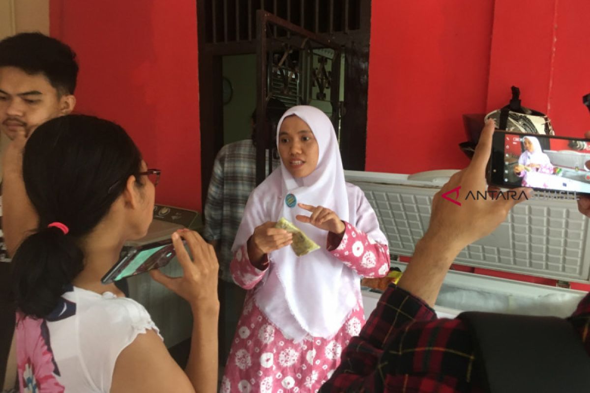 Dari jualan pinggiran hingga menjadi "Gudang Makanan Palembang"