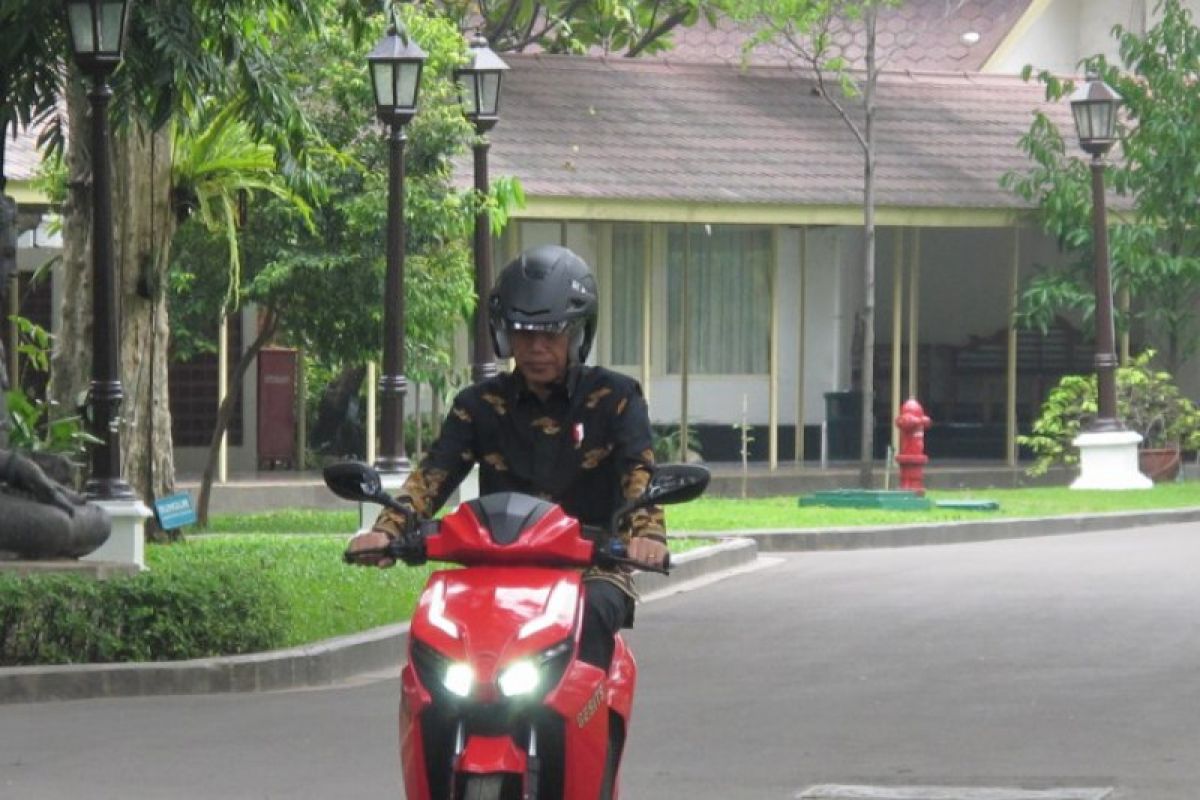 DP nol persen lebih layak untuk sepeda motor listrik