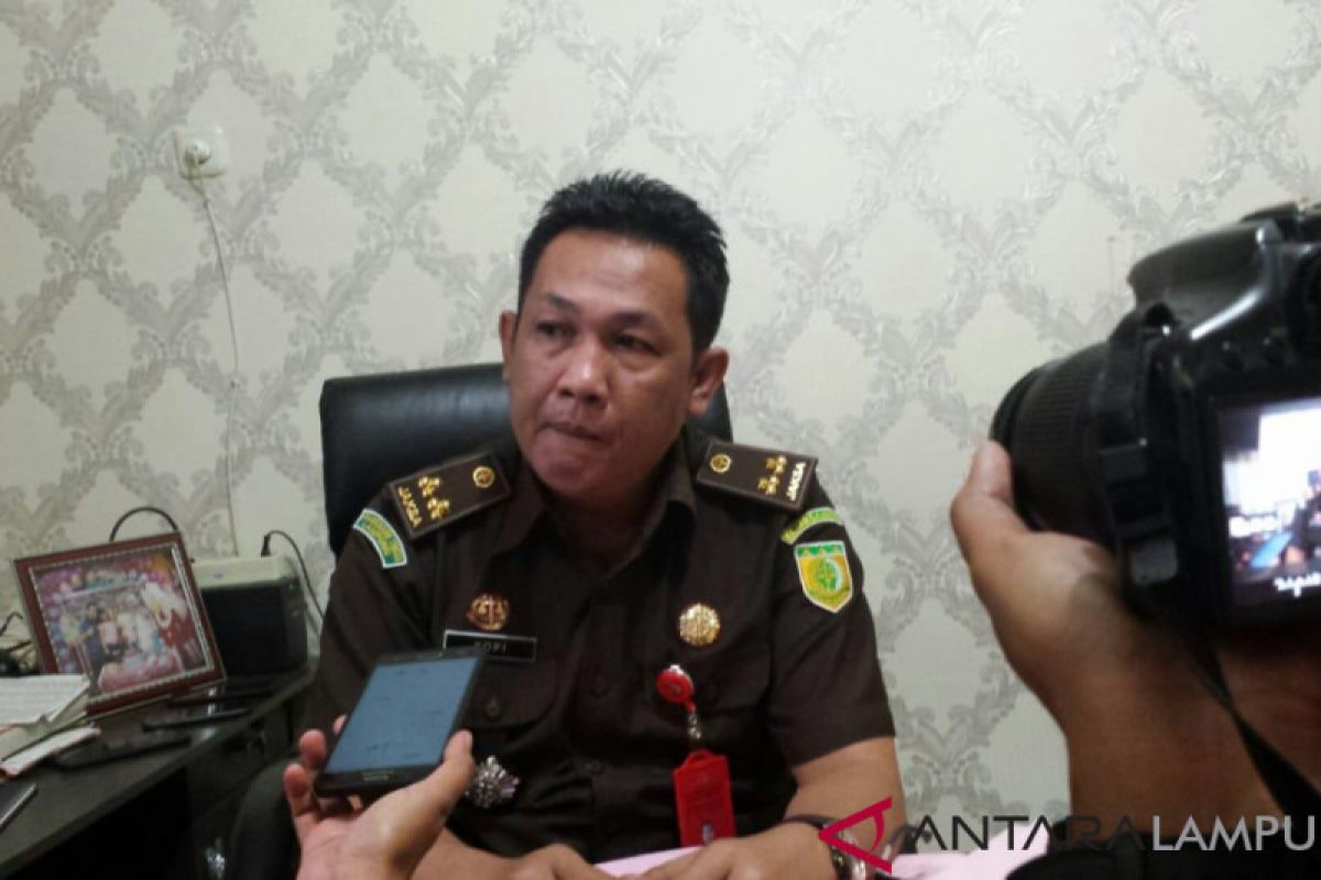 Kejaksaan kembalikan berkas perkara sabu-sabu mantan hakim PN Liwa