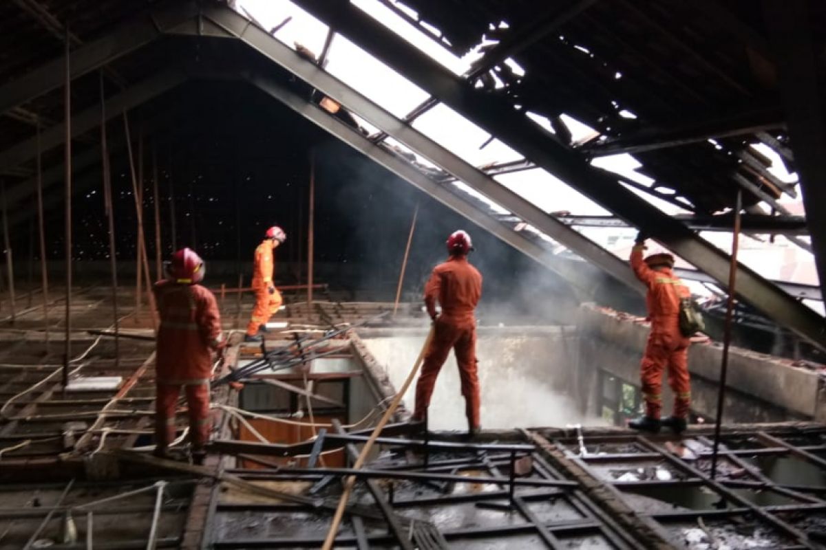 Kebakaran landa gudang Panti Sosial di Cengkareng