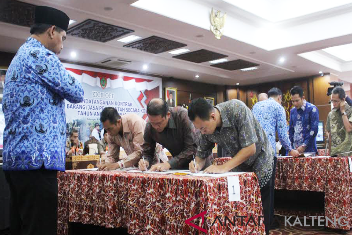 184 paket proyek pemprov senilai Rp568 miliar ditandatangi, terbanyak di PUPR