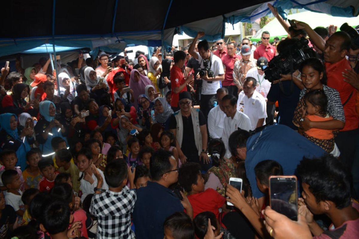 Pengungsi Korban Tsunami Minta Pemerintah Bantu Perbaikan Rumah