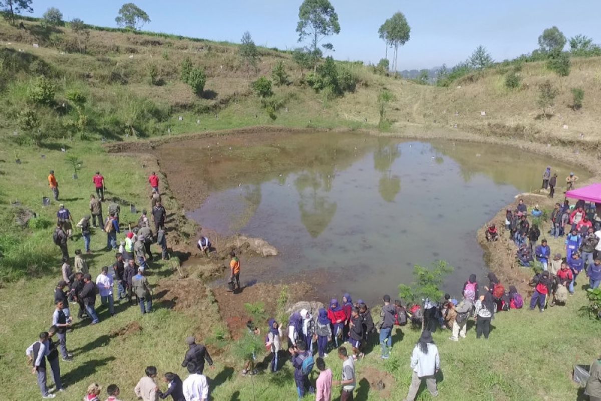 Gandeng pecinta alam, SEGWWL konservasi mata air  Leuweung Citere-Pangalengan