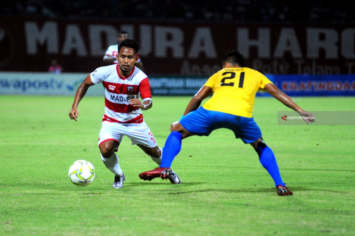 Madura United Bekuk Sriwijaya FC Lima Gol Tanpa Balas
