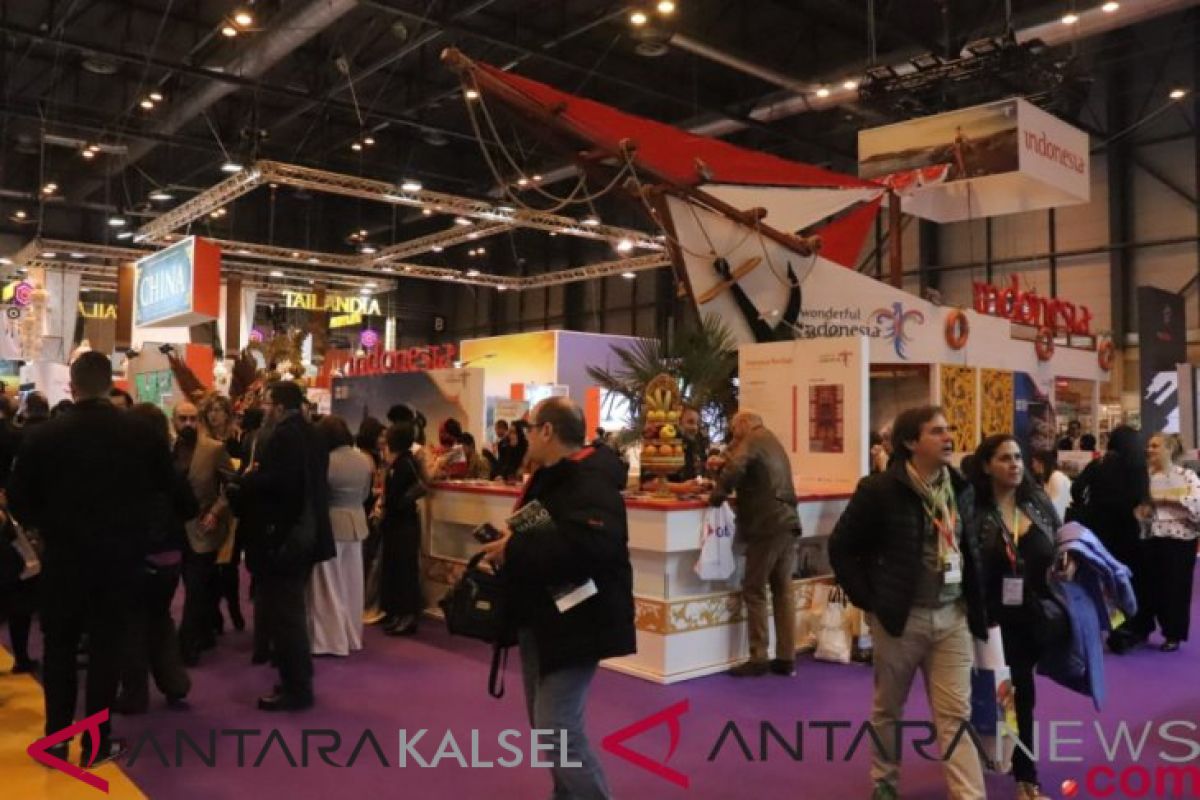 Minister Yahya promotes three tourism missions at FITUR in Spain