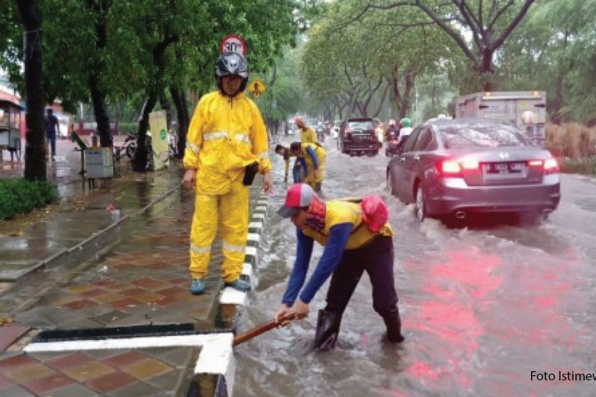 Arief Himbau Warga Tak Buang Sampah Sembarangan Atasi Banjir