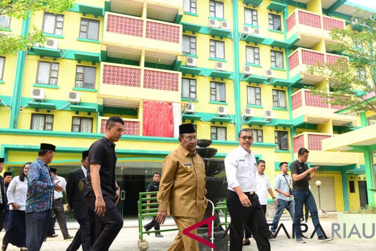 Riau Perbaiki Gedung Rusunawa Menjadi Asrama Haji