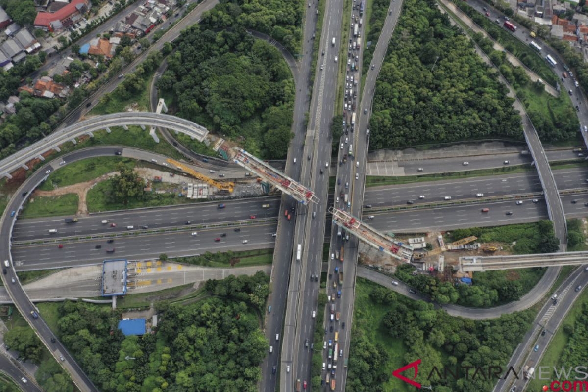 Warga berharap LRT urai kemacetan Cibubur