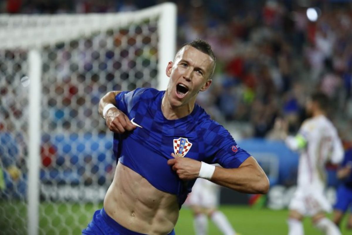 Arsenal Incar Perisic