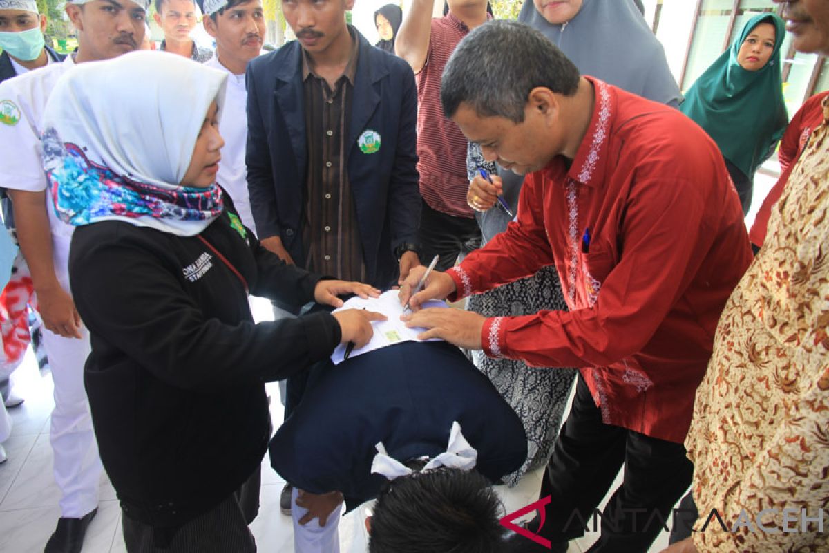 Sudah pernah ada perdamaian, Pemkab Aceh Barat pertanyakan penahanan dua tenaga honorer