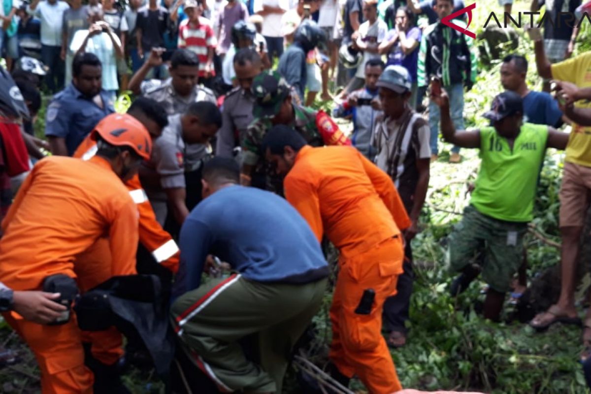 Basarnas Kupang evakuasi korban tewas di wisata Goa Monyet