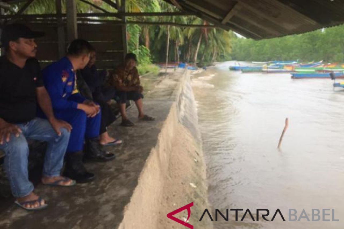 Satpolair Bangka Barat sambangi nelayan