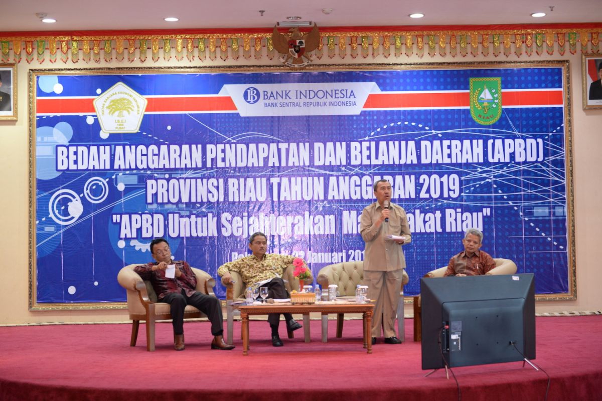 Ketika Gubernur Riau Terpilih Kritik APBD Habis ke Gaji Pegawai