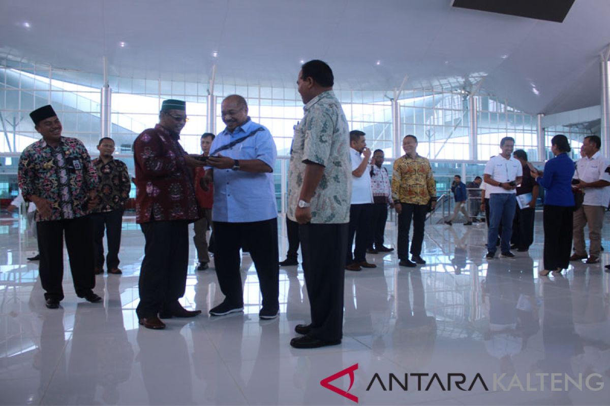 Peresmian terminal baru Bandara Tjilik Riwut ditunda