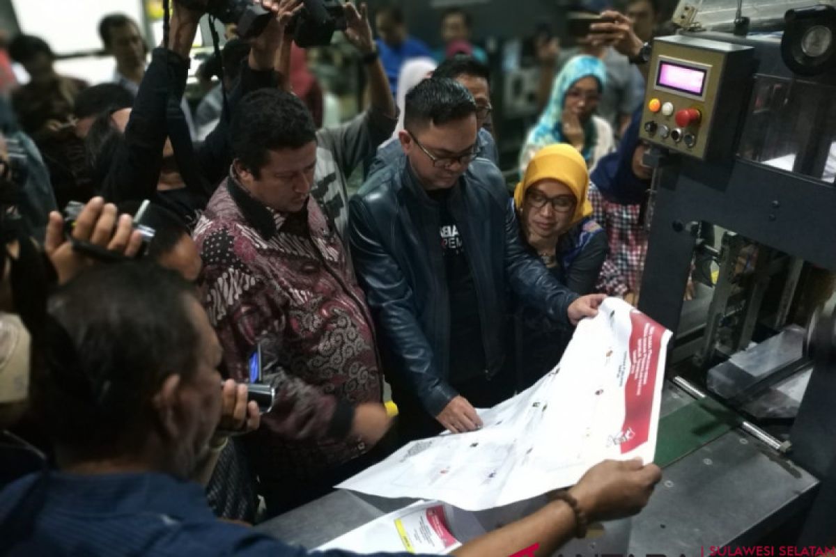 KPU tinjau pencetakan surat suara di Makassar