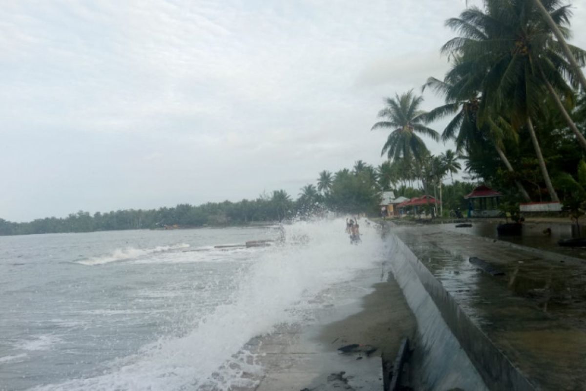 Warga Gorontalo Utara Berharap Pemkab Segera Perbaiki Tanggul Rusak