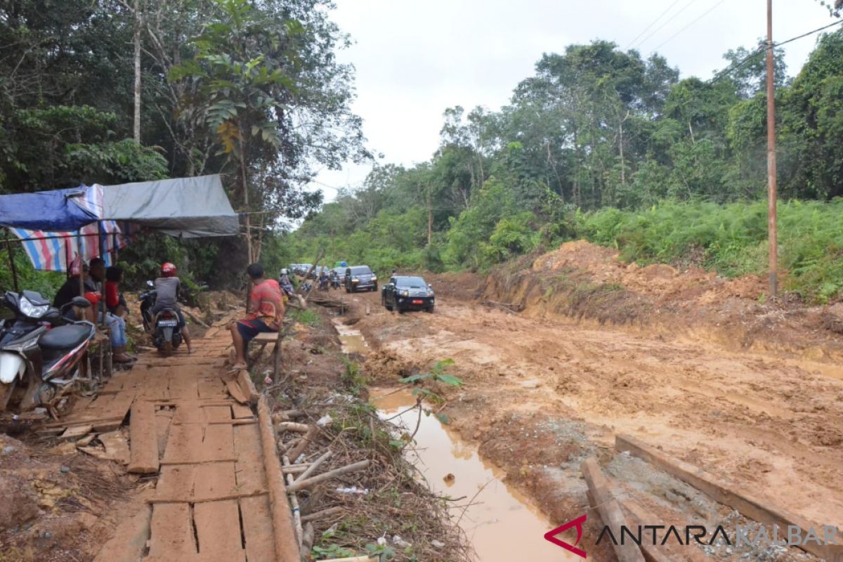 Sutarmidji segera panggil delapan perusahaan sawit di Sintang