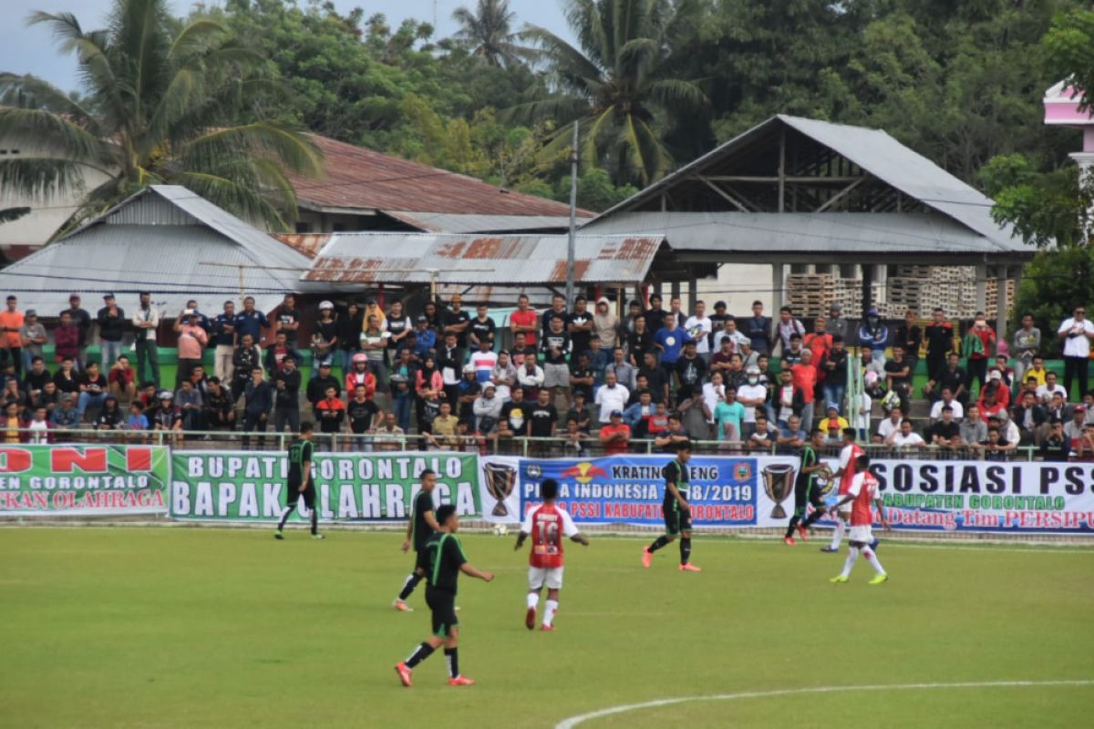 Ismunandar Bawa Persidago Kalahkan Persipura