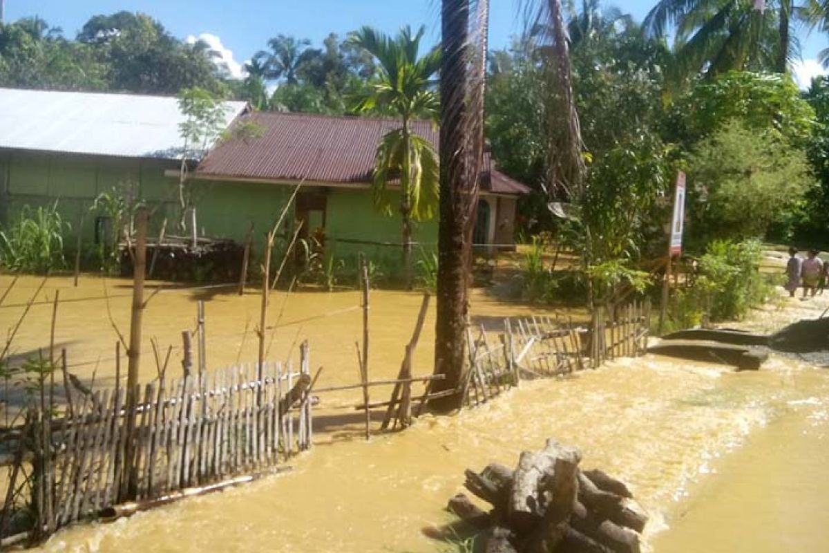 Banjir rendam tiga desa di Aceh Barat Daya