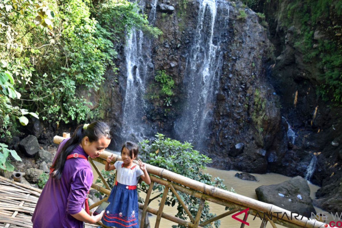 Menyibak potensi wisata Tahura Nuraksa