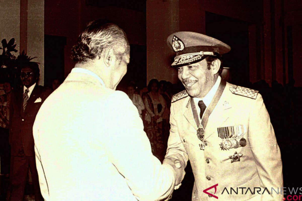 Former police chief Awaloedin Djamin passes away