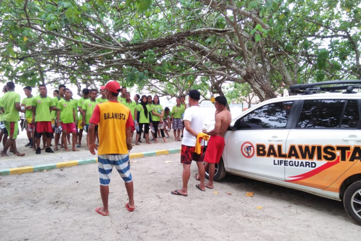 Kemenpar Latih Relawan Penyelamat Wisata Pantai Banten