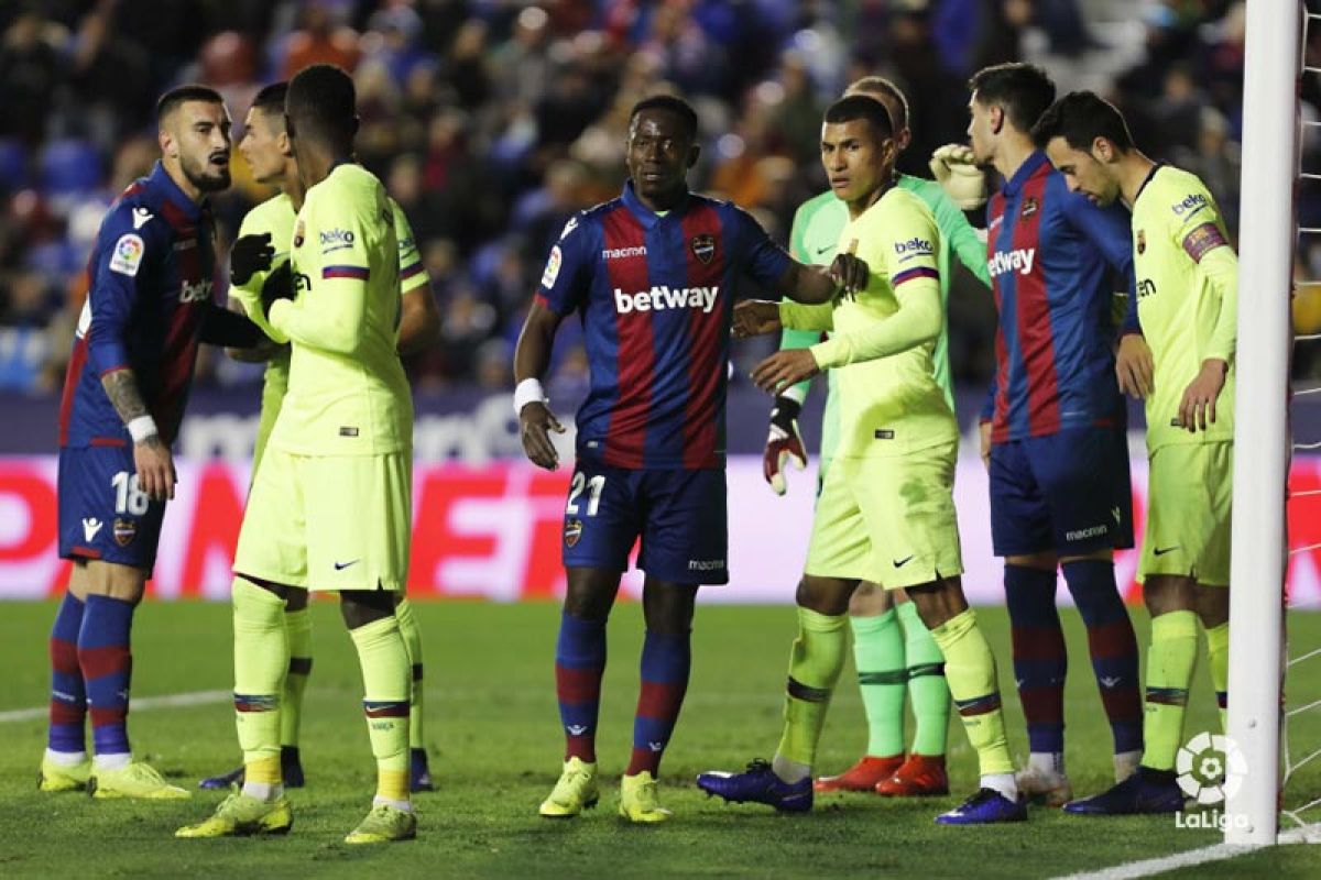 Barcelona tersungkur di Markas Levante