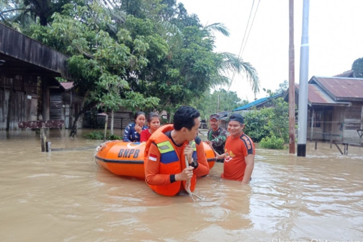 Banjir bandang kilometer 27 Desa Sikui sudah surut
