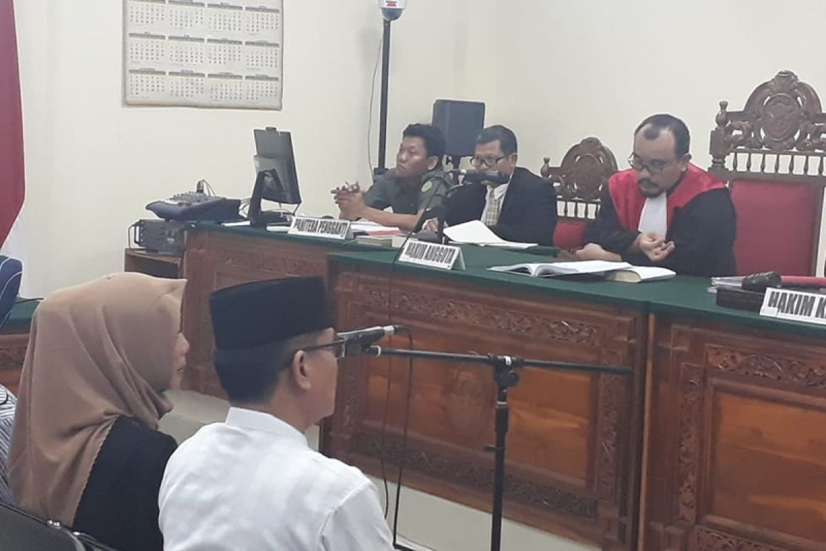 Dirwan divonis enam tahun penjara