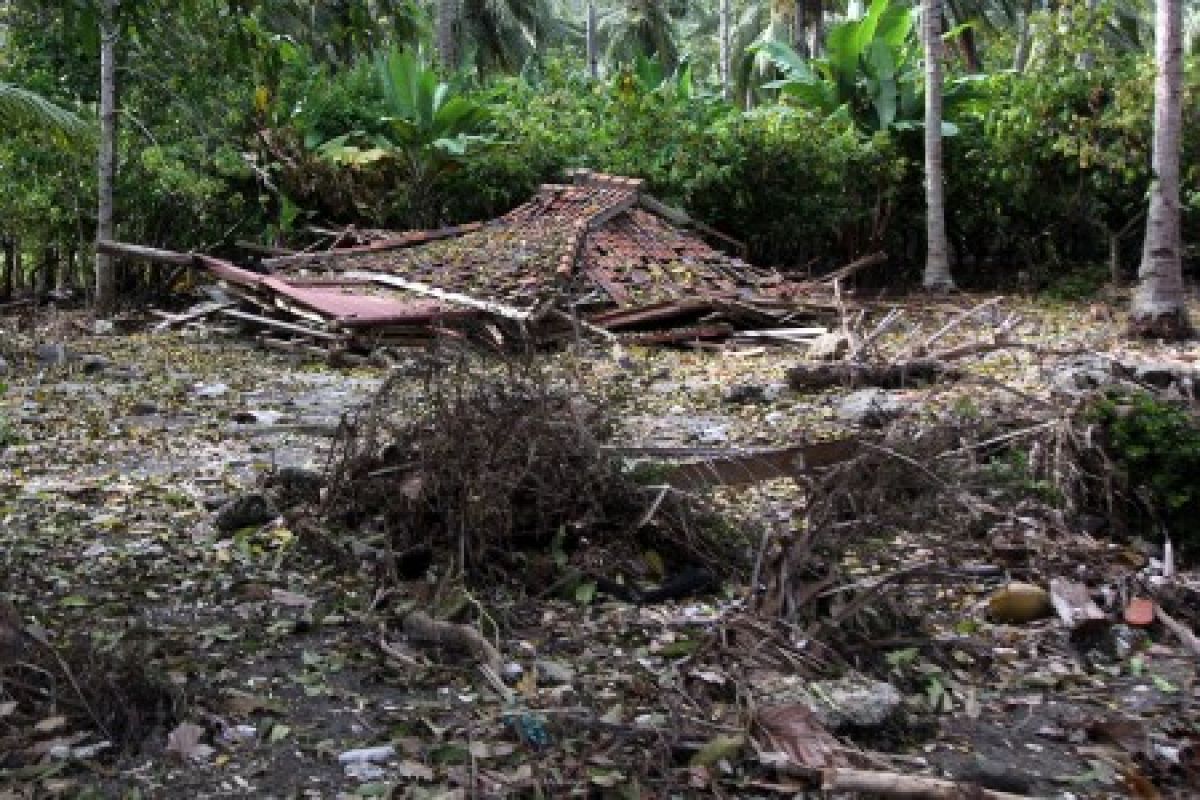 Pengungsi tsunami di Lampung 3.812 jiwa