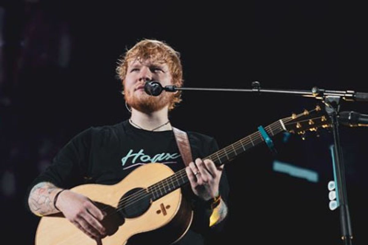 Ed Sheeran doyan tempe dan rendang