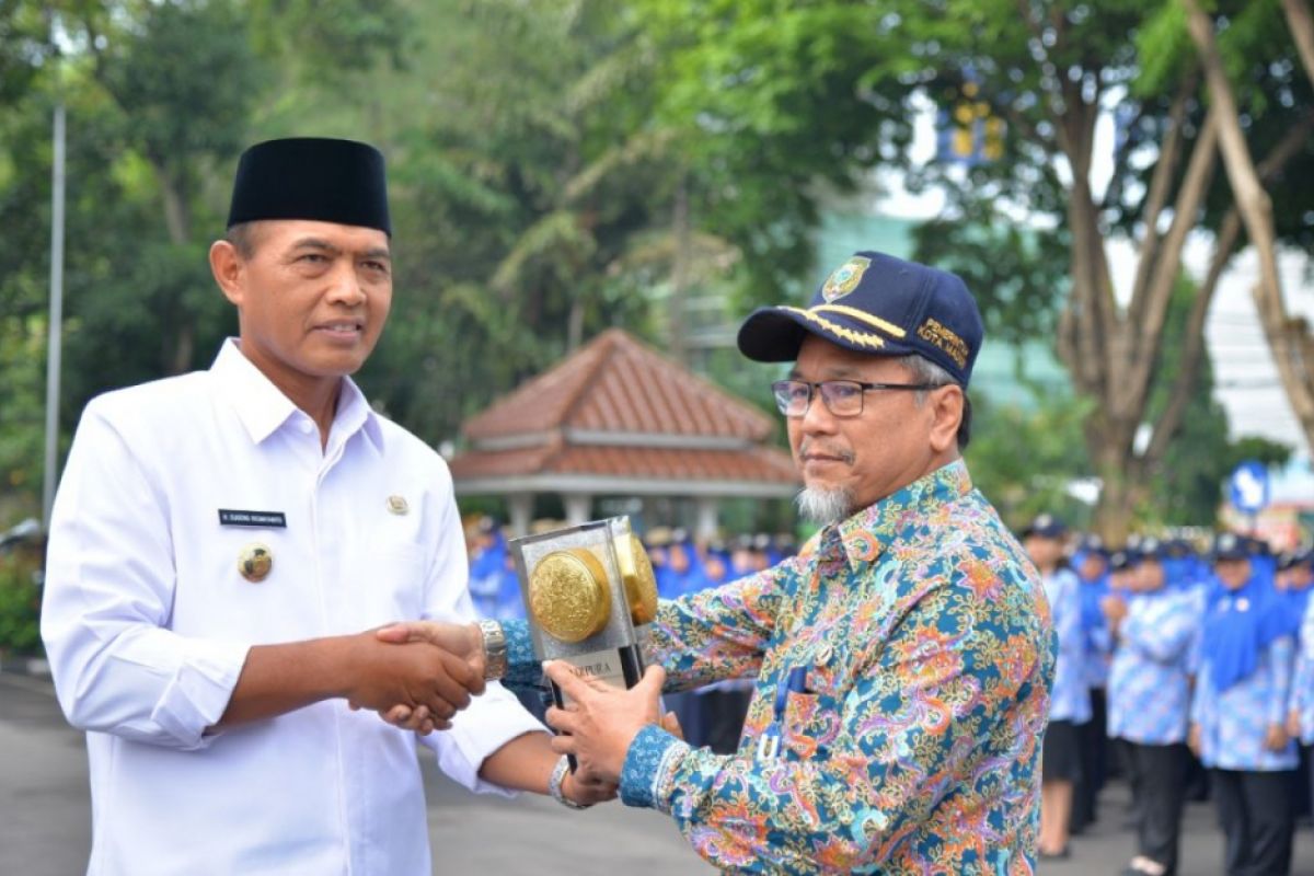 Kota Madiun Raih Penghargaan Adipura ke-14 Beruntun