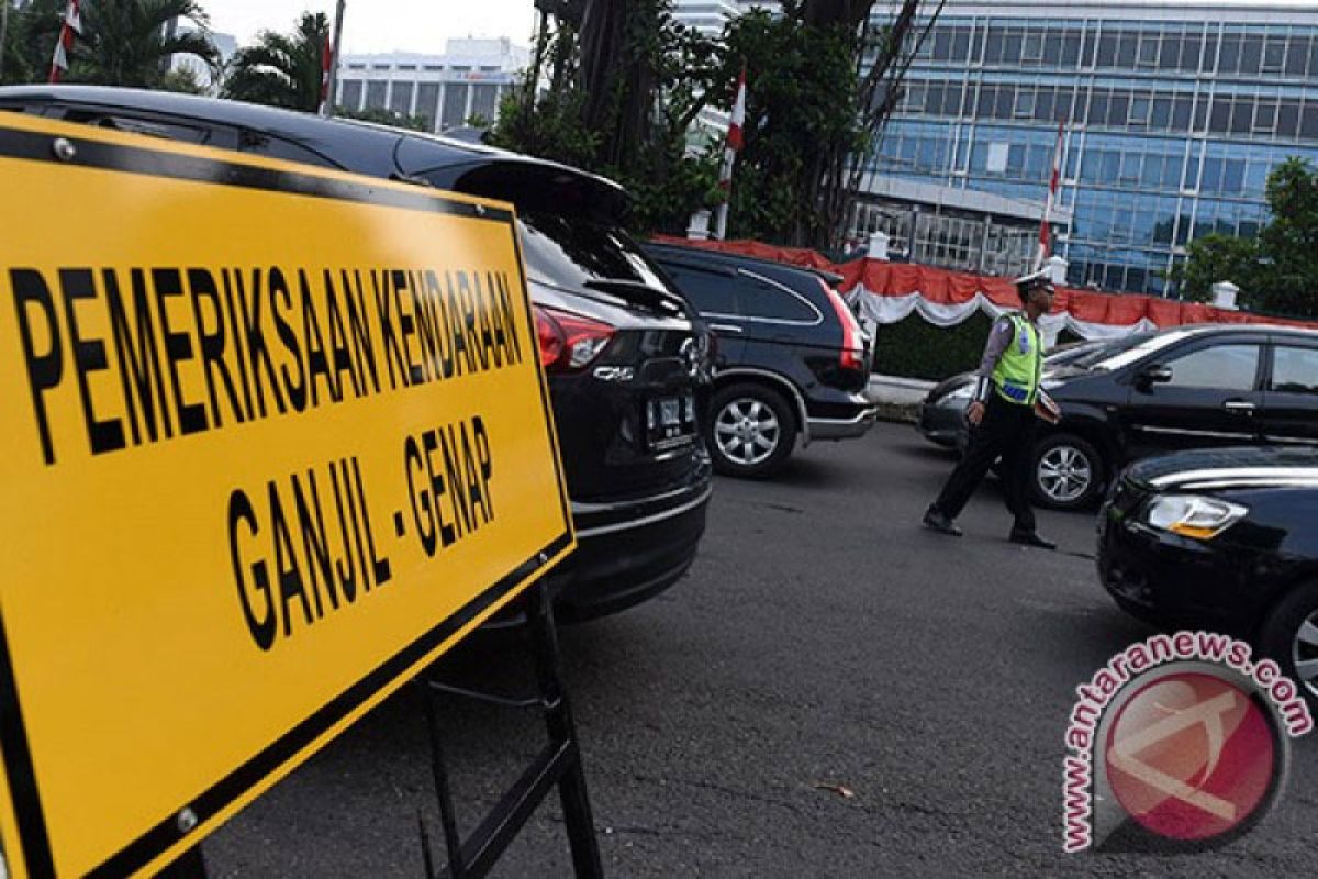 Hoaks, informasi penerapan aturan ganjil genap bagi sepeda motor di Jakarta