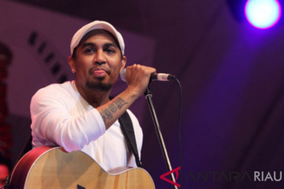 Glenn Fredly disebut meninggal karena radang selaput otak