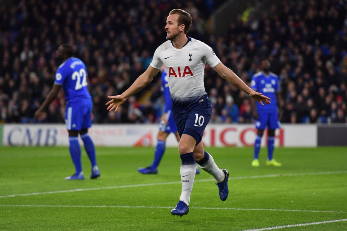 Kane Ukir Catatan Baru Saat Spurs Tundukkan Cardiff