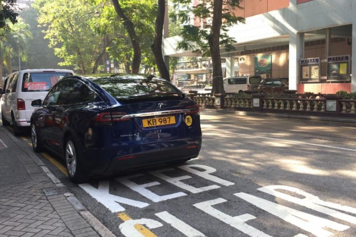 Ini penyebab mobil listrik banyak berseliweran di Hongkong