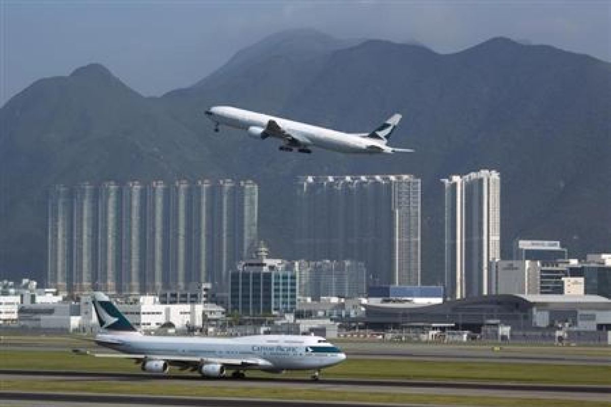 Cathay Pacific minta maaf kebocoran informasi penerbangan polisi HK
