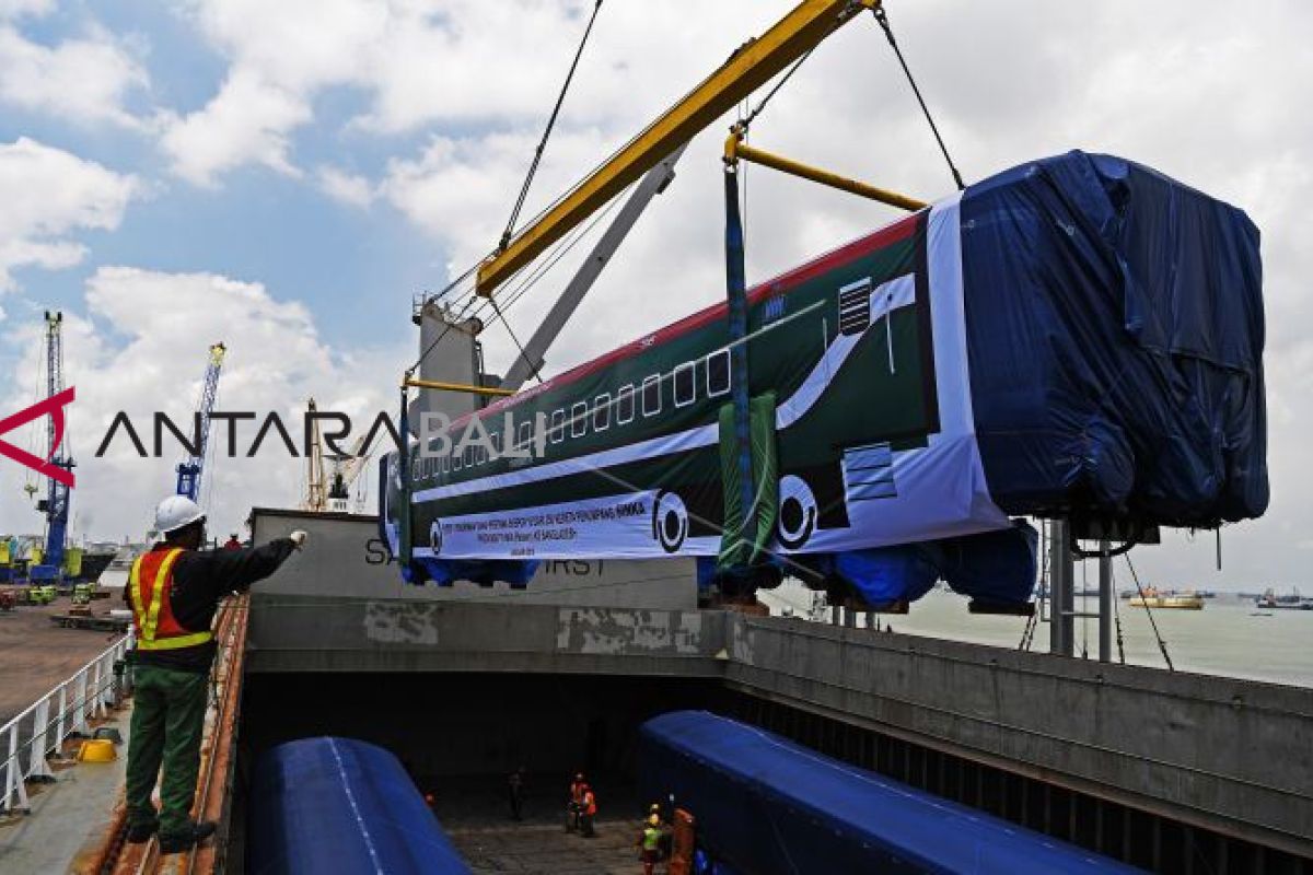 INKA kirim kereta ke Bangladesh