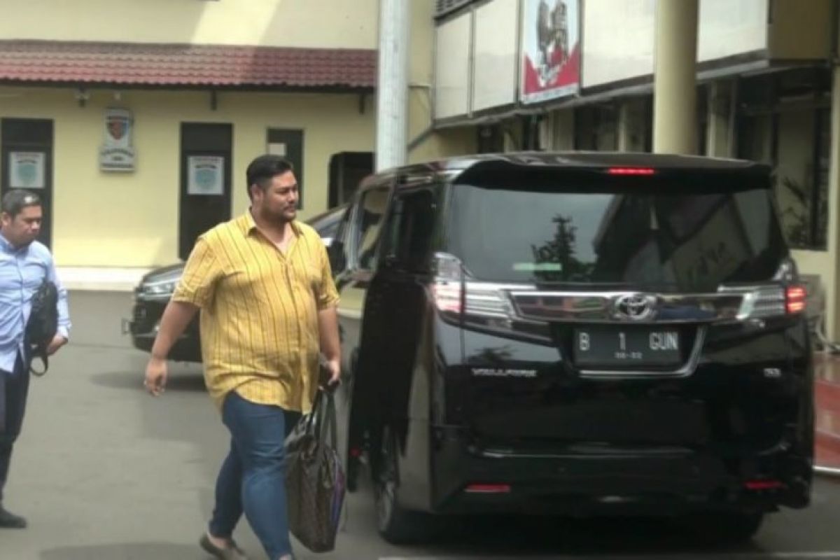 Ivan Gunawan jalani pemeriksaan di Polrestro Jakarta Barat