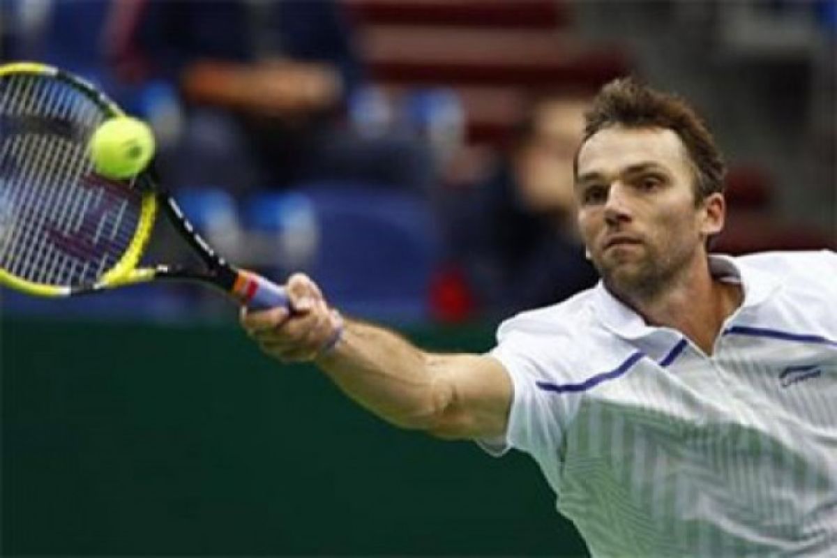 Ivo Karlovic melaju ke putaran kedua saat usia 39 tahun