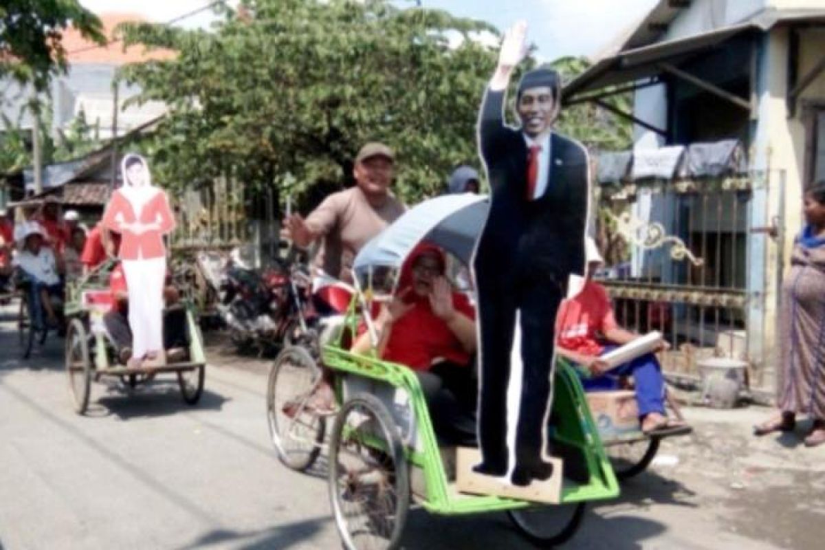 Usung Replika Jokowi, Citra Gelar Kampanye Konvoi Becak