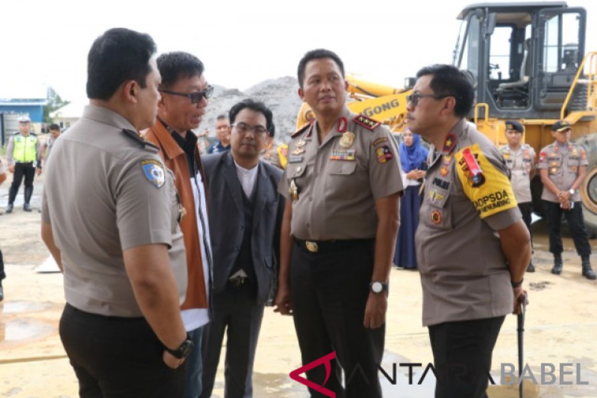 Kabaharkam Polri tinjau pabrik pengolahan mineral ikutan timah