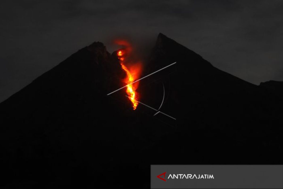 Status waspada level II, Merapi alami 16 kali gempa guguran