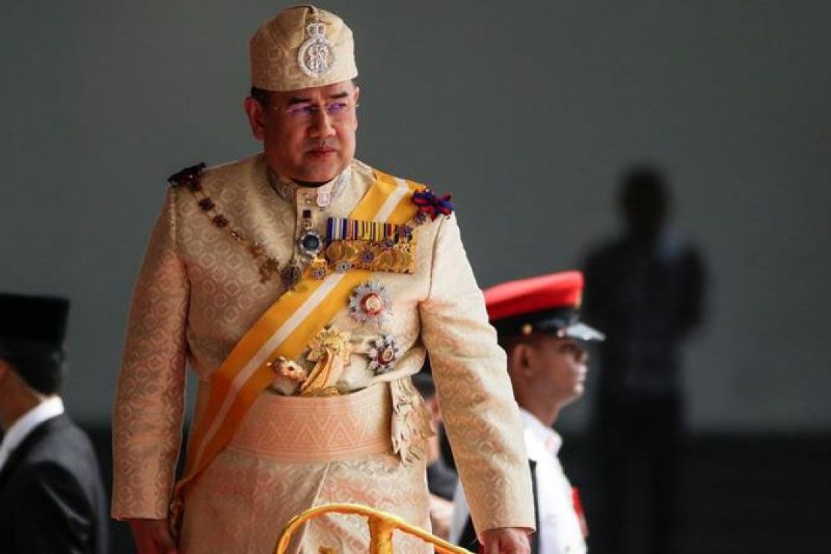 Sultan Muhammad V mundur sebagai Raja Malaysia