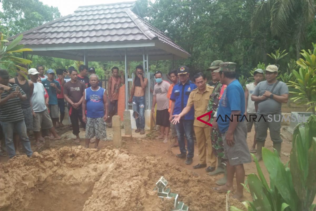 Pembongkaran makam di Muratara diyakini aksi pencurian