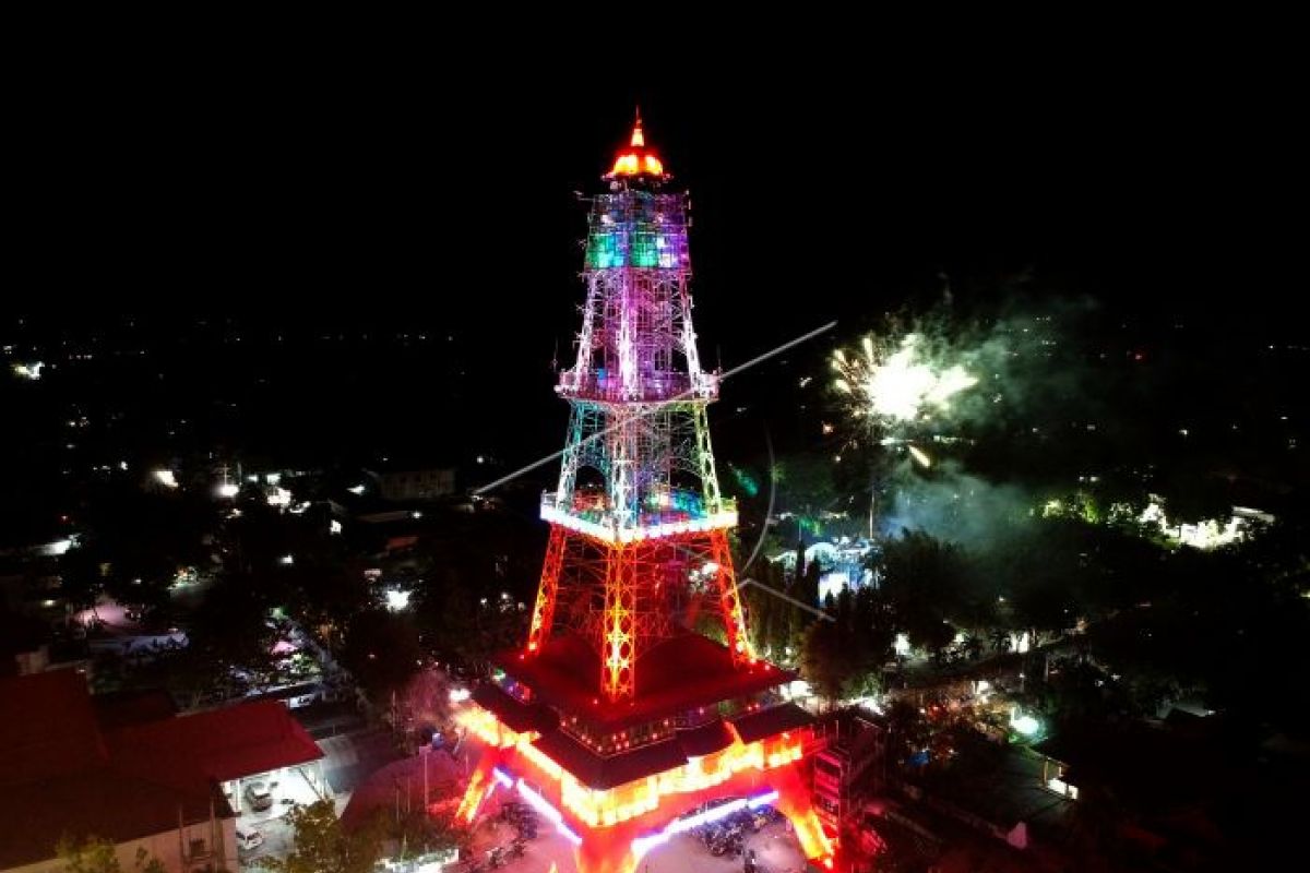 Lampu Menara Pakaya Jadi Ikon Baru Gorontalo