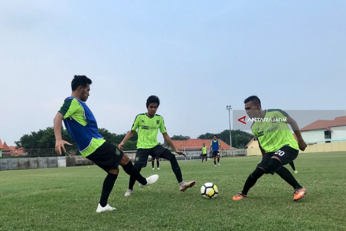 Pemain Klub Internal Ikuti Latihan Perdana Persebaya